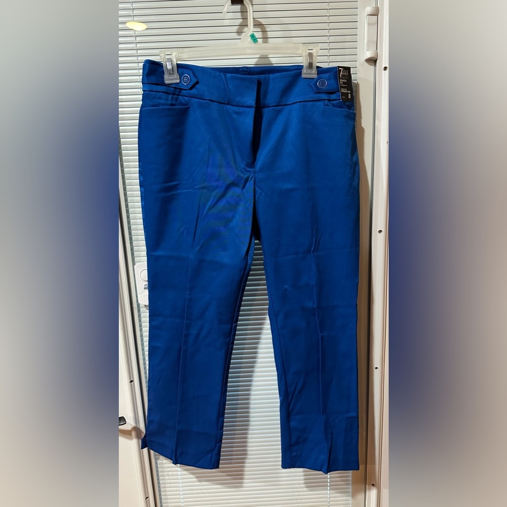 New York and Co Company Blue Crop Pants Size 8 Straight Leg Modern fit New